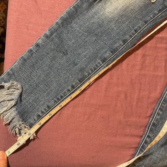 Lucky Brand Stella Skinny Distressed Blue Jeans - Size 2/24 - Picture 4 of 9